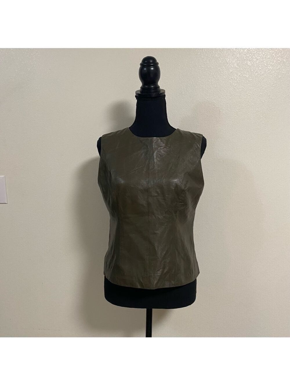 Cynthia Rowley Top Women’s Size Medium Olive Green Black Leather Sleeveless Top